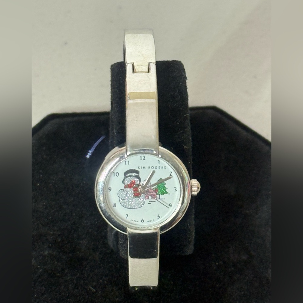 Kim Rogers Silver‎ Stainless Steel Ladies Wristwatch Glitter Snowman Scene 27528